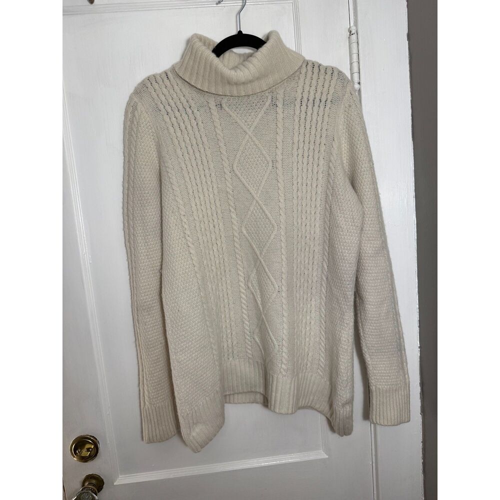 LL Bean Merino Wool Blend Fisherman Cable Turtleneck Sweater. Thick.